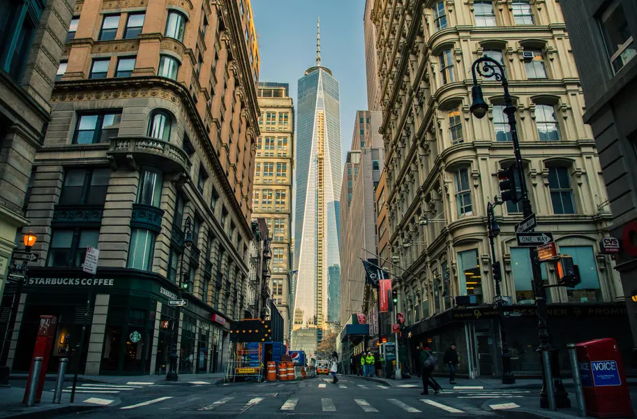 Urban Skyscraper Vista — 100-piece jigsaw puzzle