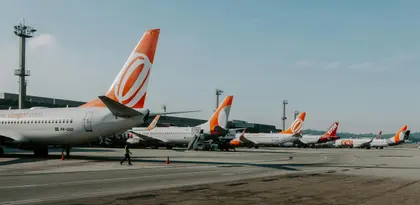 Airport Serenity — 300-piece jigsaw puzzle