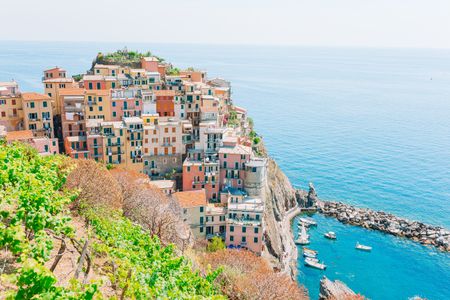 Cliffside Coastal Village — 150-piece jigsaw puzzle
