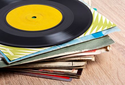 Vintage Vinyl Vibes — 100-piece jigsaw puzzle
