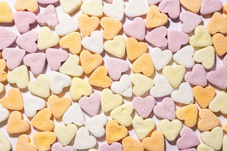 Candy Heart Delight — 200-piece jigsaw puzzle