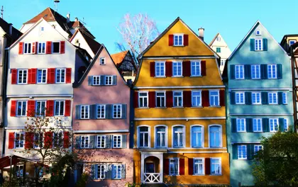 Colorful Facades — 200-piece jigsaw puzzle