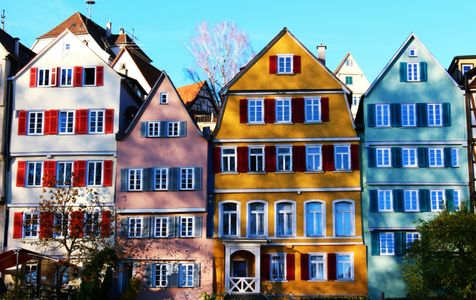 Colorful Facades — 200-piece jigsaw puzzle
