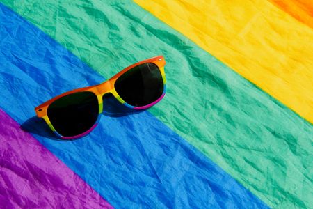 Rainbow Sunglasses Harmony — 200-piece jigsaw puzzle
