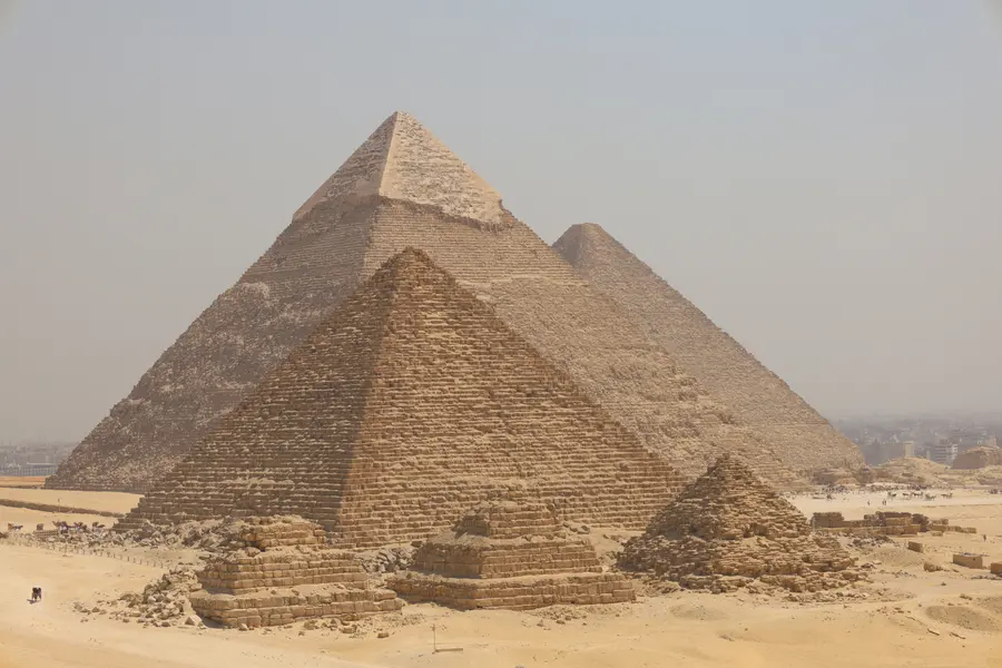 Majestic Pyramids — 150-piece jigsaw puzzle