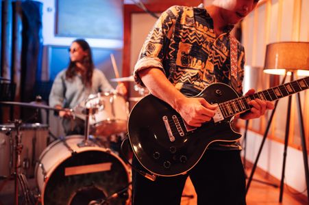 Energetic Jam Session — 400-piece jigsaw puzzle