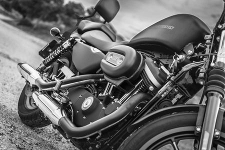 Classic Motorcycle Elegance — 150-piece jigsaw puzzle