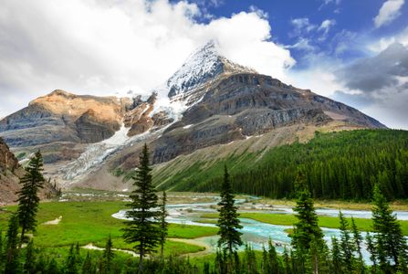 Majestic Mountain Landscape — 200-piece jigsaw puzzle