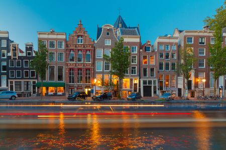 Twilight Canal Houses — 300-piece jigsaw puzzle