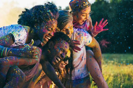 Joyful Color Festival — 150-piece jigsaw puzzle