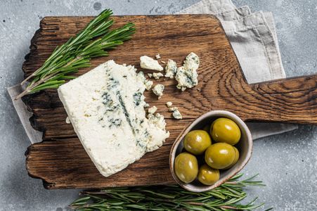 Rustic Cheese Platter — 200-piece jigsaw puzzle