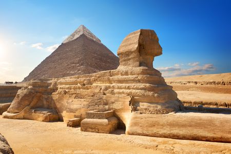 Majestic Sphinx and Pyramid — 200-piece jigsaw puzzle
