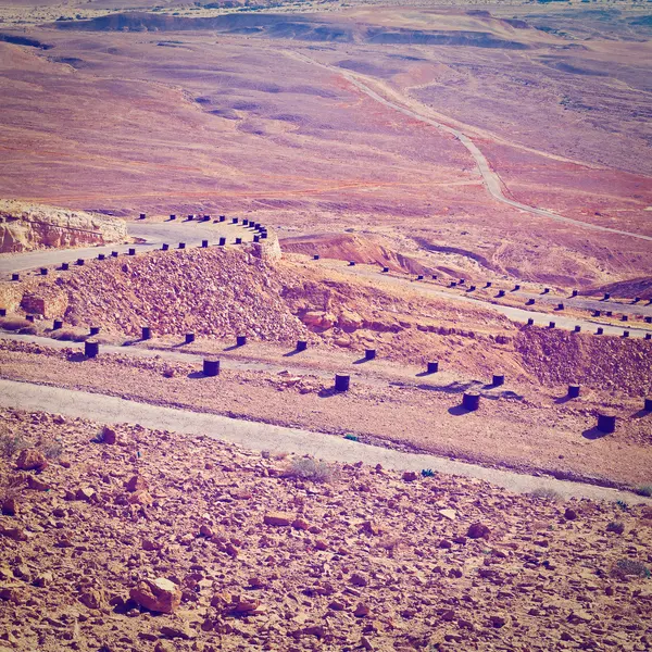 Winding Desert Road — 300-piece jigsaw puzzle