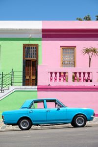 Colorful Street Scene — 300-piece jigsaw puzzle
