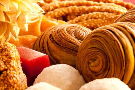 Festive Pastry Assortment — 400-piece jigsaw puzzle