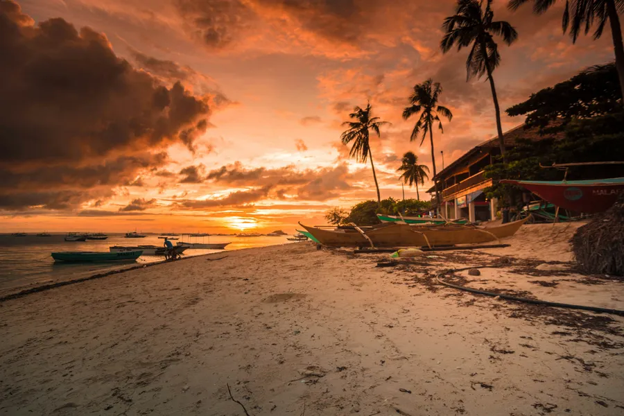 Tropical Sunset Glow — 150-piece jigsaw puzzle