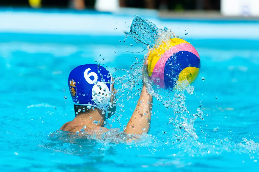 Splashing Water Polo Action — 200-piece jigsaw puzzle