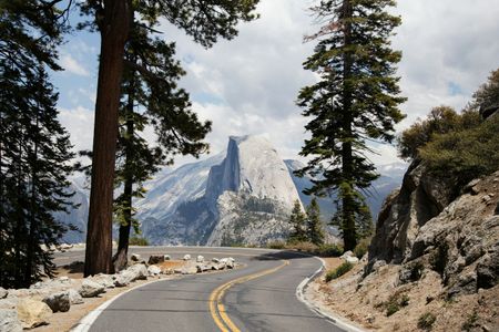 Serene Mountain Road — 400-piece jigsaw puzzle
