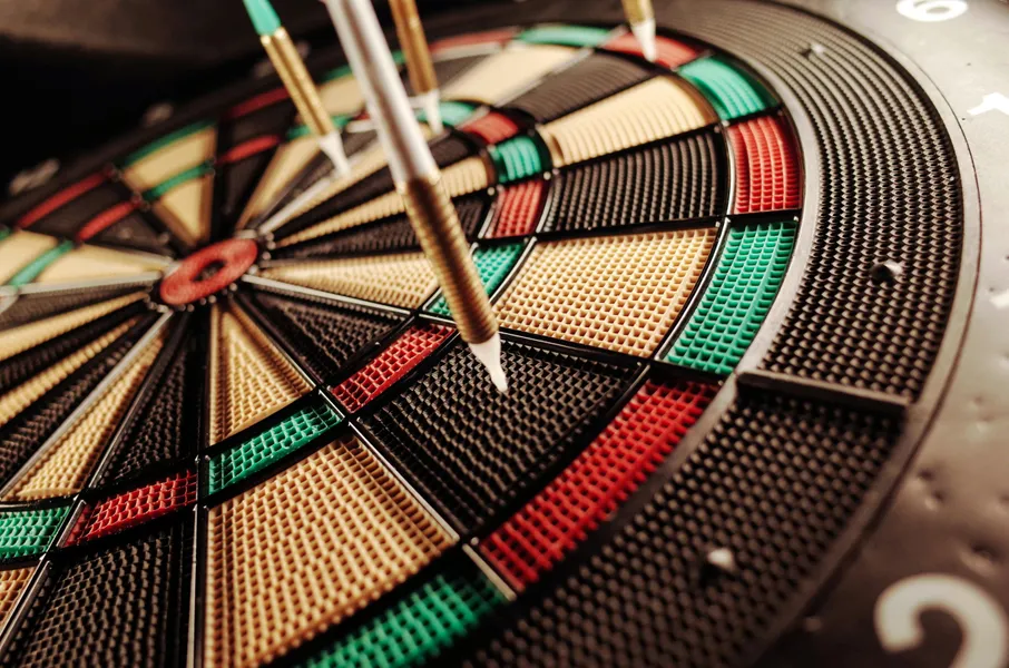 Precision on Dartboard — 300-piece jigsaw puzzle