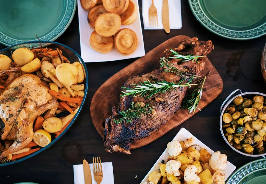 Hearty Festive Feast — 200-piece jigsaw puzzle