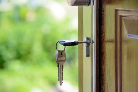 Key in Doorway — 100-piece jigsaw puzzle