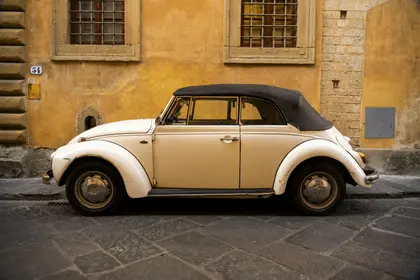 Vintage Car on Cobblestone — 300-piece jigsaw puzzle